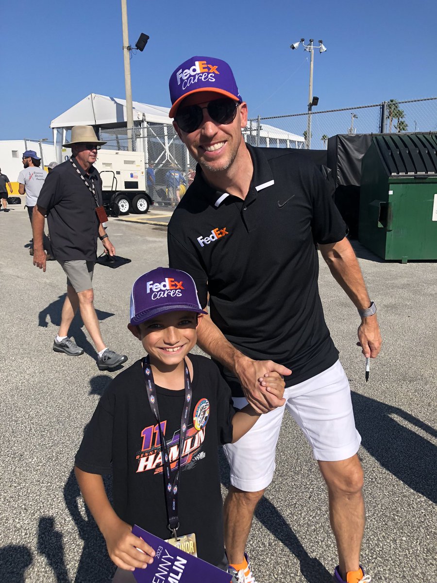 Travis Akers 🇺🇸 tweet media