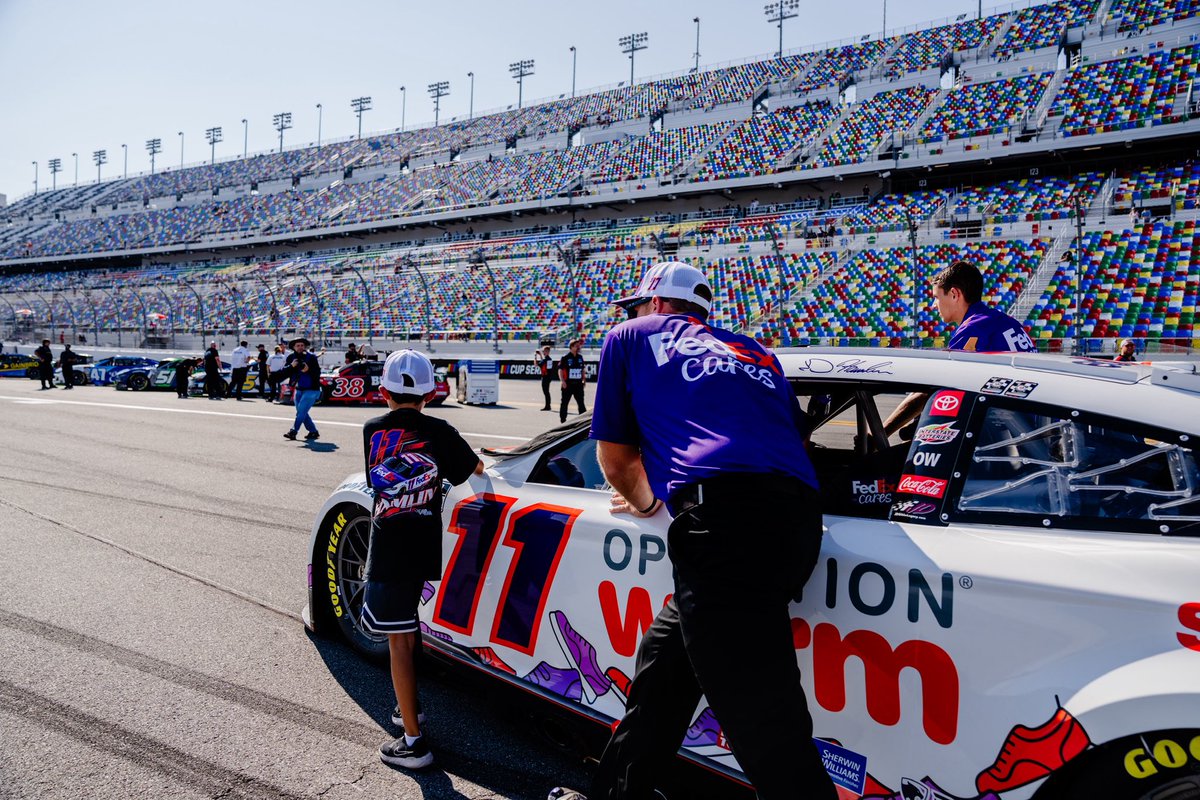 Travis Akers 🇺🇸 tweet media