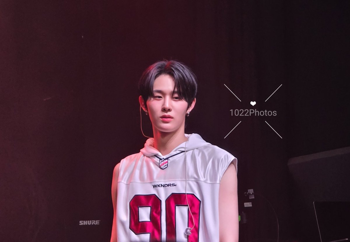 WooTaeBiased's tweet photo. Thank you Ji Yunseo for 2 1/2 years of your beautiful vocals. #evnneisseven https://t.co/VHbf0v8x7Q