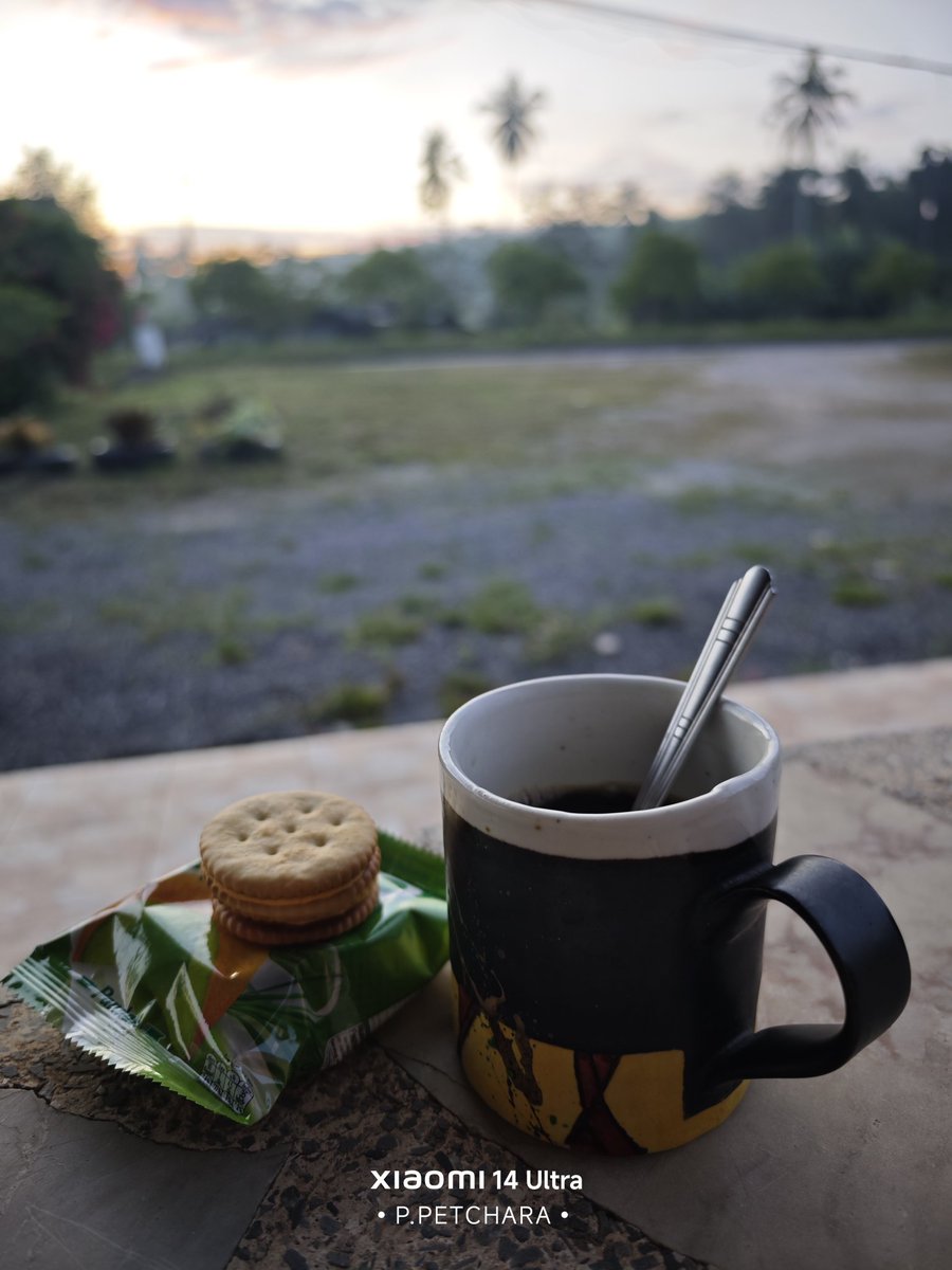 p_tanoon's tweet image. ยามเช้า ณ สุราษฎร์ บ้านเรา #อรุณสวัสดิ์ #morningcoffee