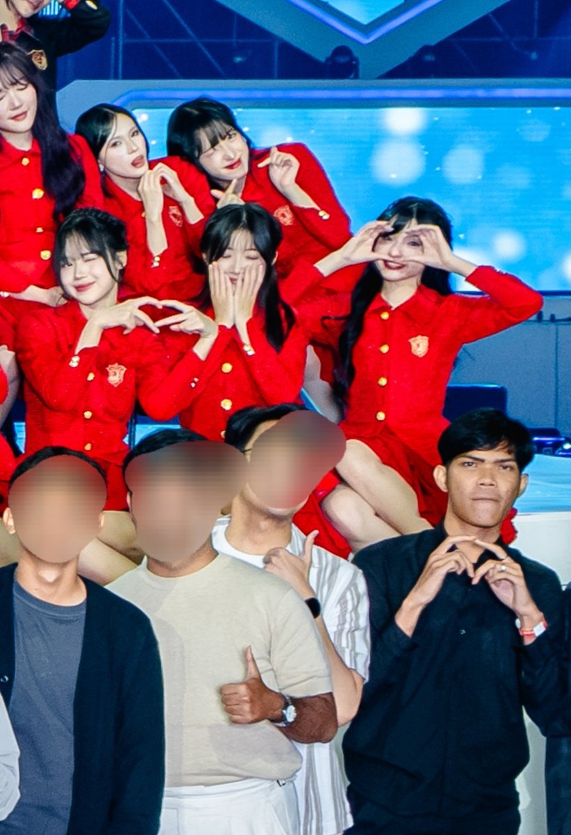 Dause23f's tweet photo. 𐙚˚࿔ Walaupun hand sign love aku tidak sempurna karena kesempurnaanya terletak pada dukunganku untuk #TimLove 🫶🫶🫶 𝜗𝜚˚⋆⋆.ᯓᡣ𐭩𐙚⋆°🦢｡⋆♡
#sikap #JKT48TheFirstSnow
@AR_LanaJKT48 https://t.co/AI5X0CgjPw