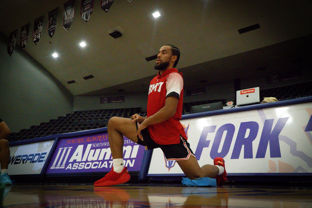LamarMBB's tweet photo. Lock in.

#NextLevel | #PeckEmCards https://t.co/0APU5f6rnp
