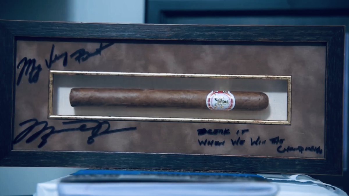 DennyDelivers2's tweet image. i promise mr hamlin, the nascar world will remember to send this up for you to break when your son wins the title. 🙏💜