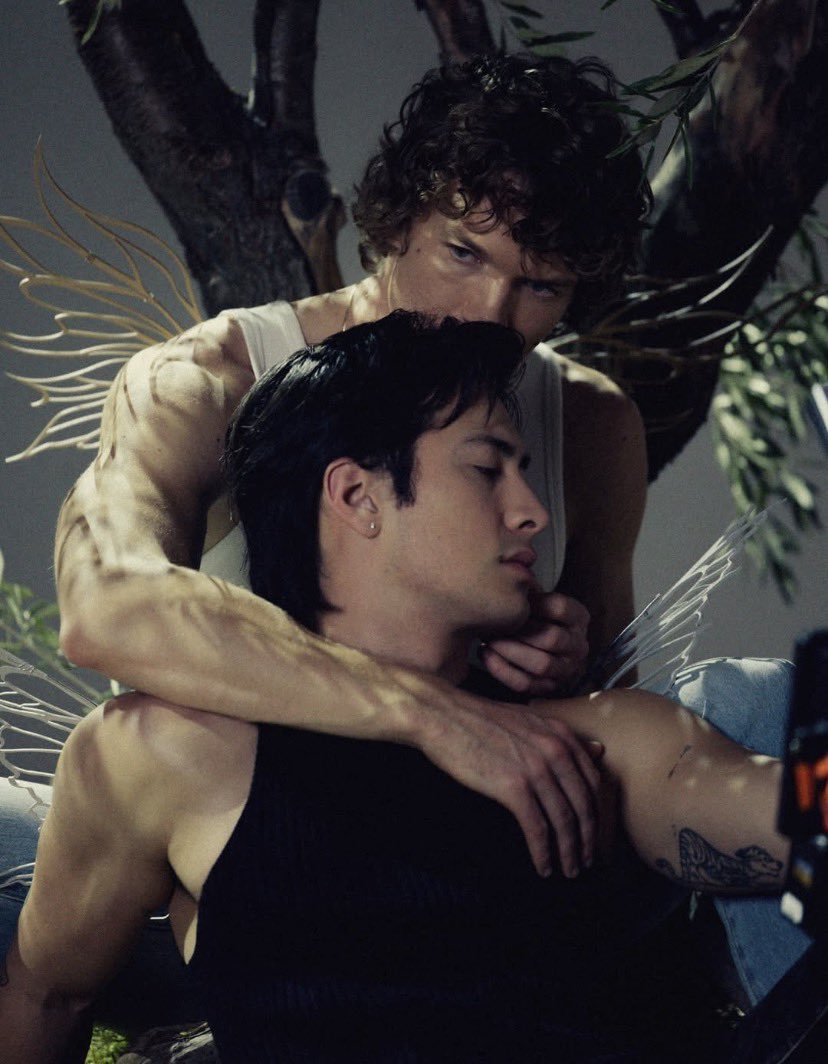 btasticfandoms's tweet image. something happened to my brain chemistry