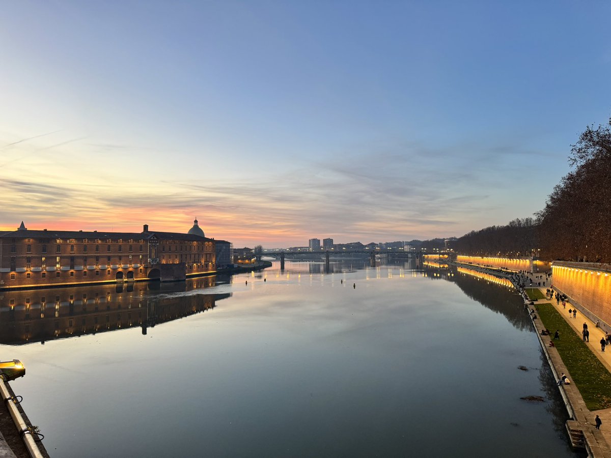 ArchieCorpin's tweet image. Vive la France! 🇫🇷