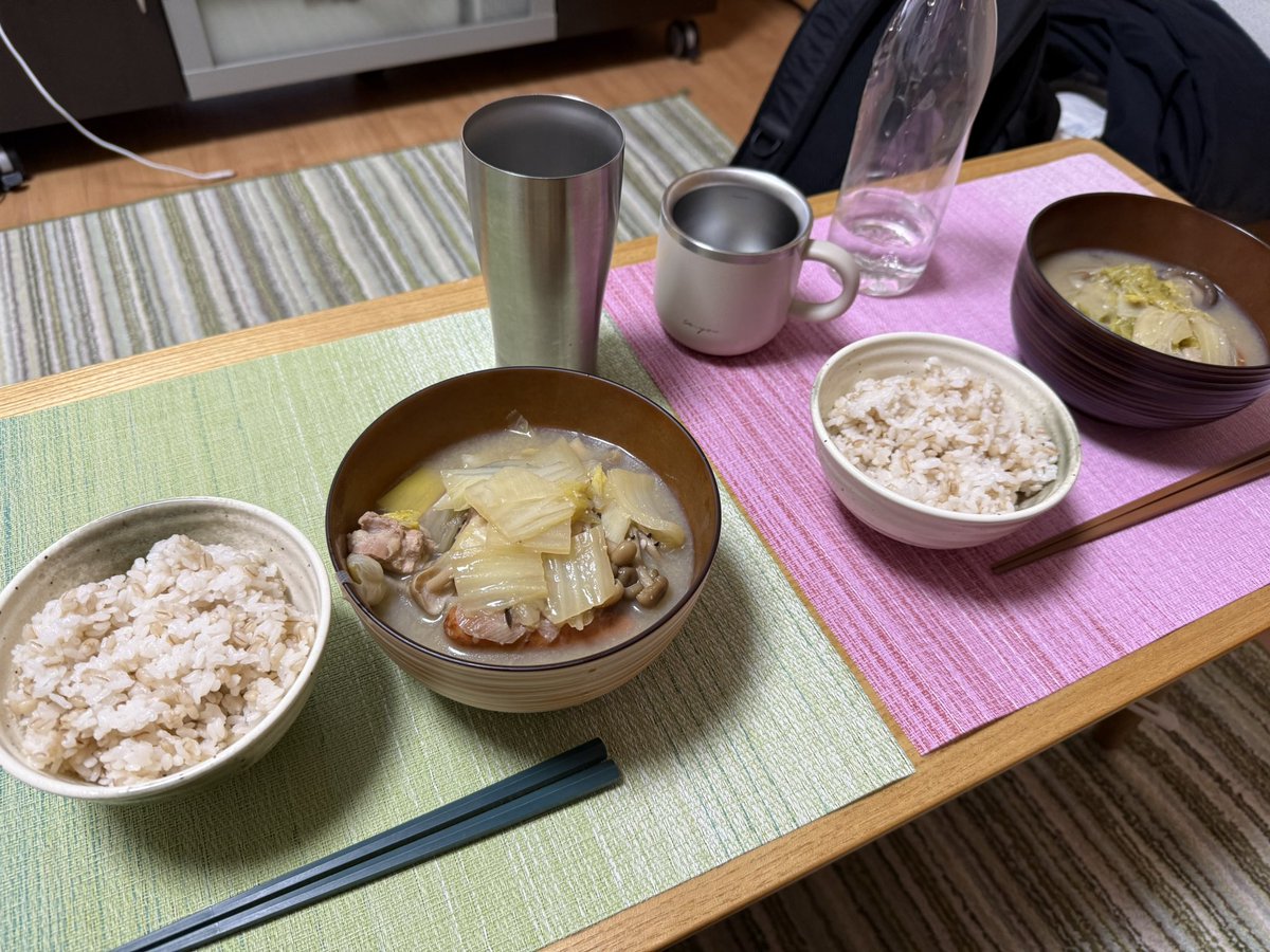 karinobin's tweet photo. 札幌に帰省して幸せな朝🥰 https://t.co/0Ammt6CL8u