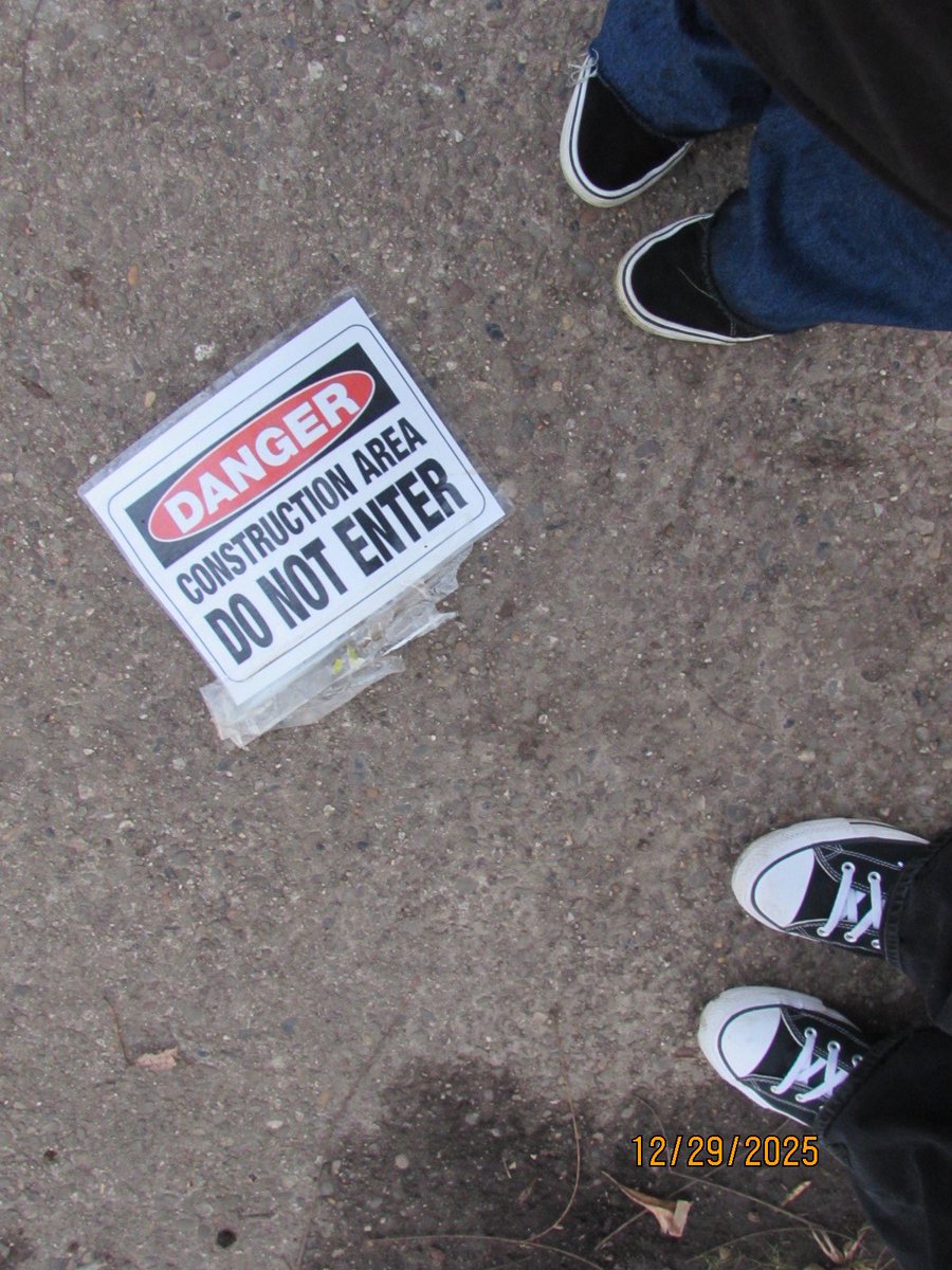 vampireroan's tweet image. awesome day today with friends