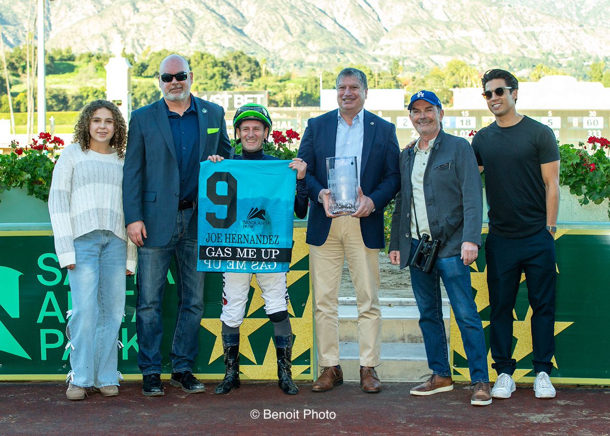 benoitphoto_'s tweet photo. Gas Me Up and jockey Mirco Demuro, right, outleg Sumter (Flavien Prat), left, to win the Grade II, $200,000 Joe Hernandez Stakes, Monday, December 29, 2025 at Santa Anita Park, Arcadia CA.

View all our photos at https://t.co/GRX92DKjLs 

© BENOIT PHOTO https://t.co/u3YXXn6i8K