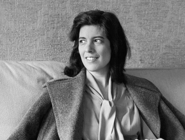 FilosofiaStoica's tweet photo. "La mentira es la forma más simple de autodefensa".

- Susan Sontag https://t.co/M3fdyFEbdz