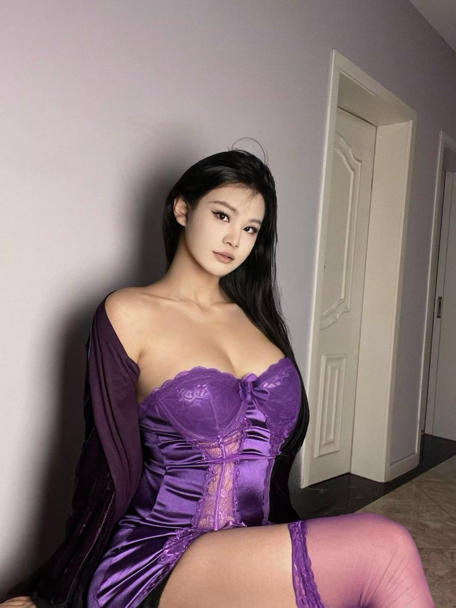 你还是那么喜欢紫色吗？