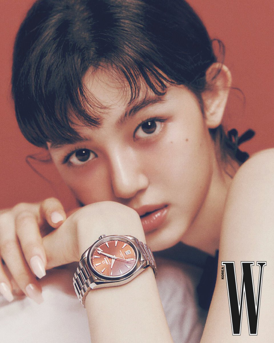 juantokki's tweet image. Danielle has been working with OMEGA since mid-2023. She was featured in W Korea’s July 2023 issue through a partnership with OMEGA, marking the beginning of their collaboration.

In December 2024, Danielle was officially announced as OMEGA’s global brand ambassador, and this…