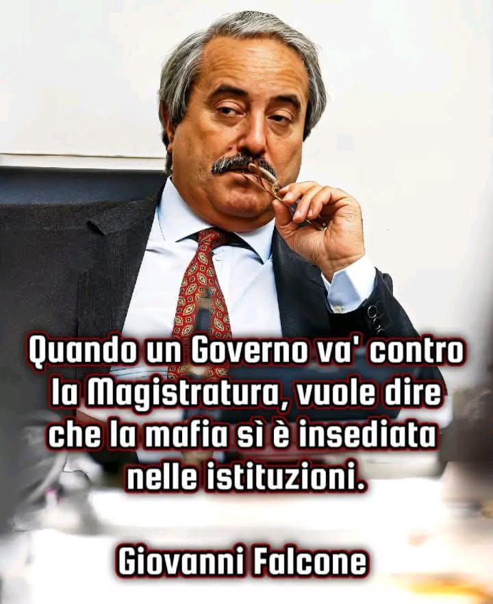 LaPrimaManina's tweet image. 