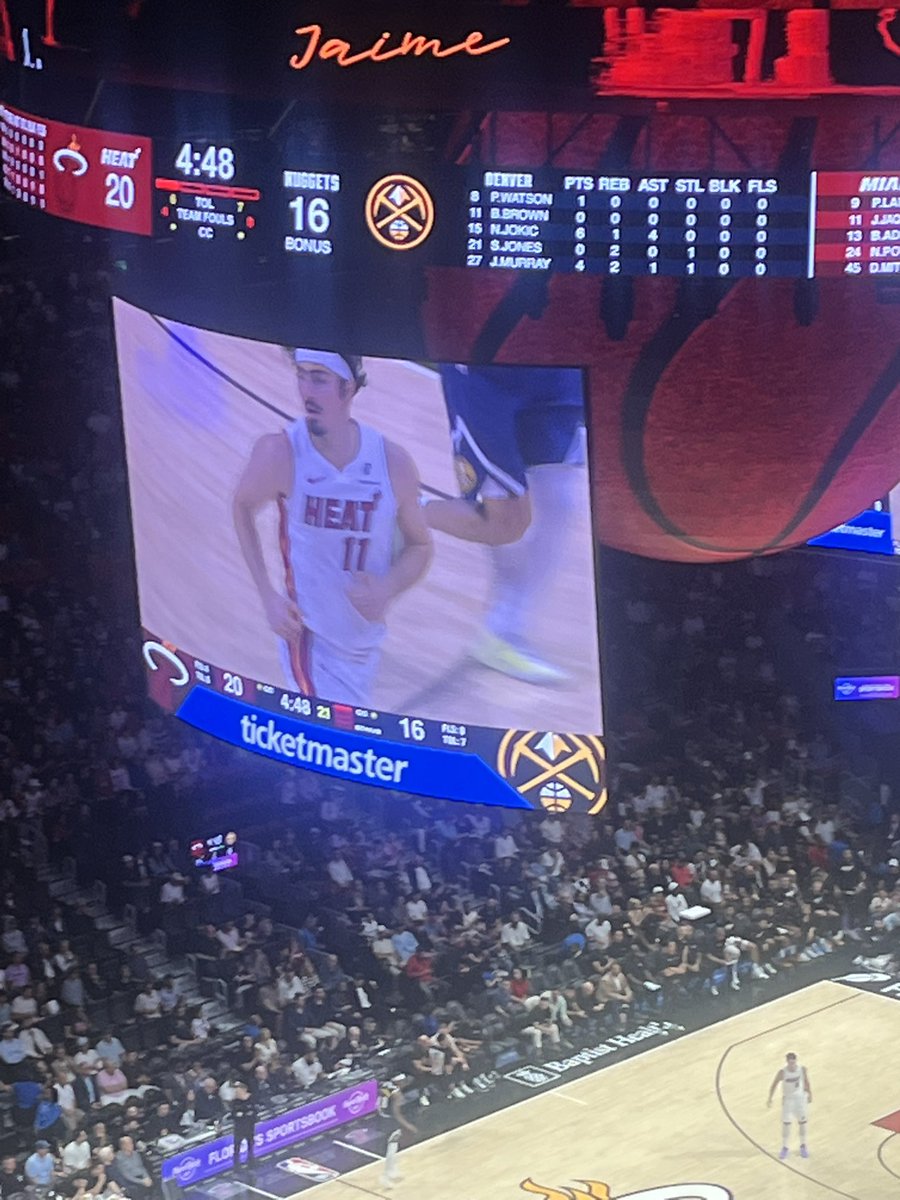 leafyified's tweet image. magic entering his prime today