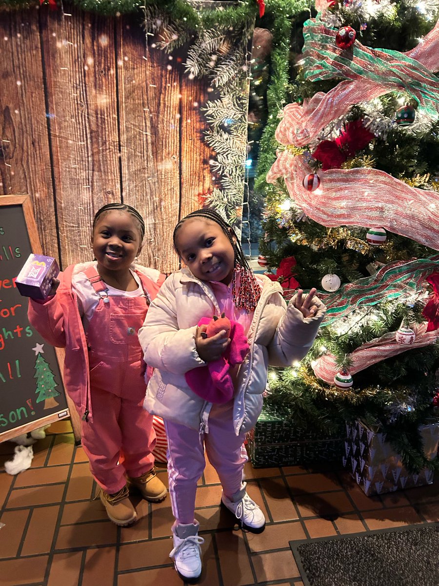 Shaleaah's tweet image. My Main Squeeze💕🫂’ #Rx2