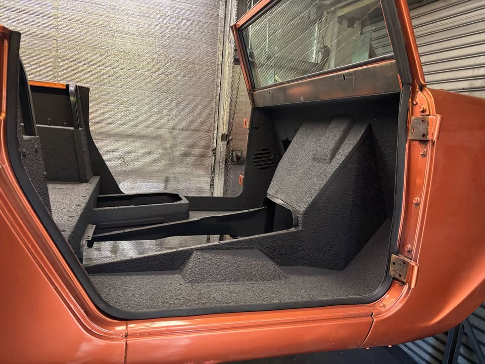 LizardSkin_'s tweet image. Repost from IH Parts America 🔥 The team finished LizardSkin application on this beautiful Scout 800! Protecting the interior and getting one step closer to hitting the road. Always great to see LizardSkin in action on restoration projects like this.