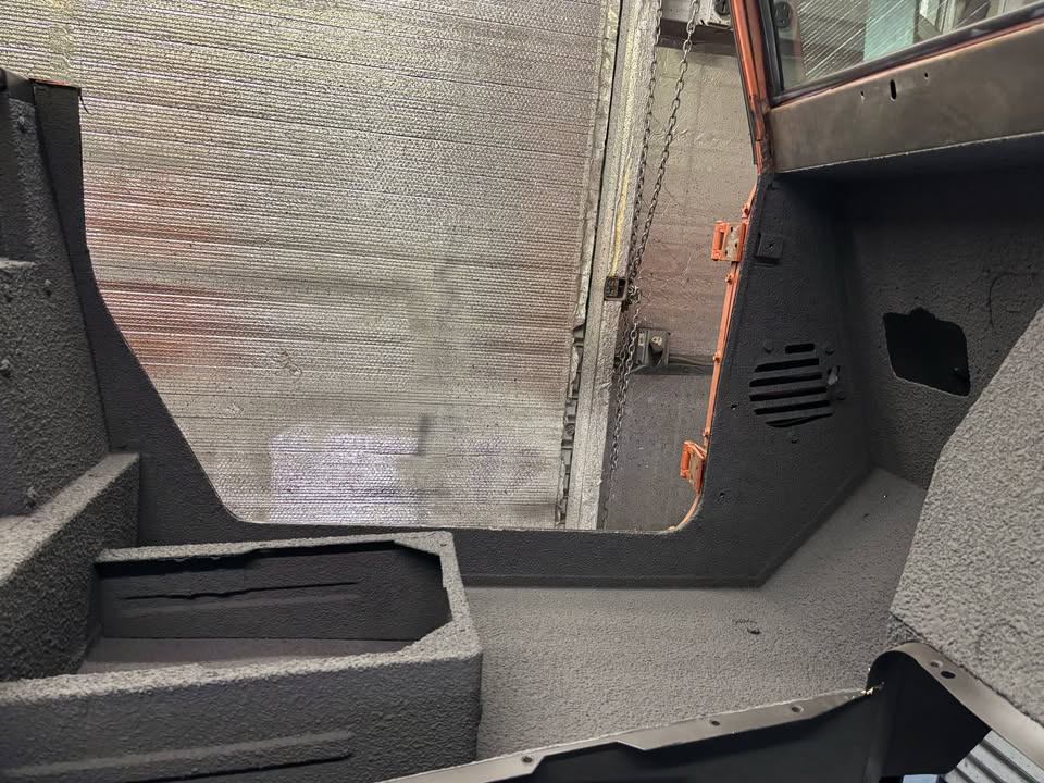 LizardSkin_'s tweet image. Repost from IH Parts America 🔥 The team finished LizardSkin application on this beautiful Scout 800! Protecting the interior and getting one step closer to hitting the road. Always great to see LizardSkin in action on restoration projects like this.