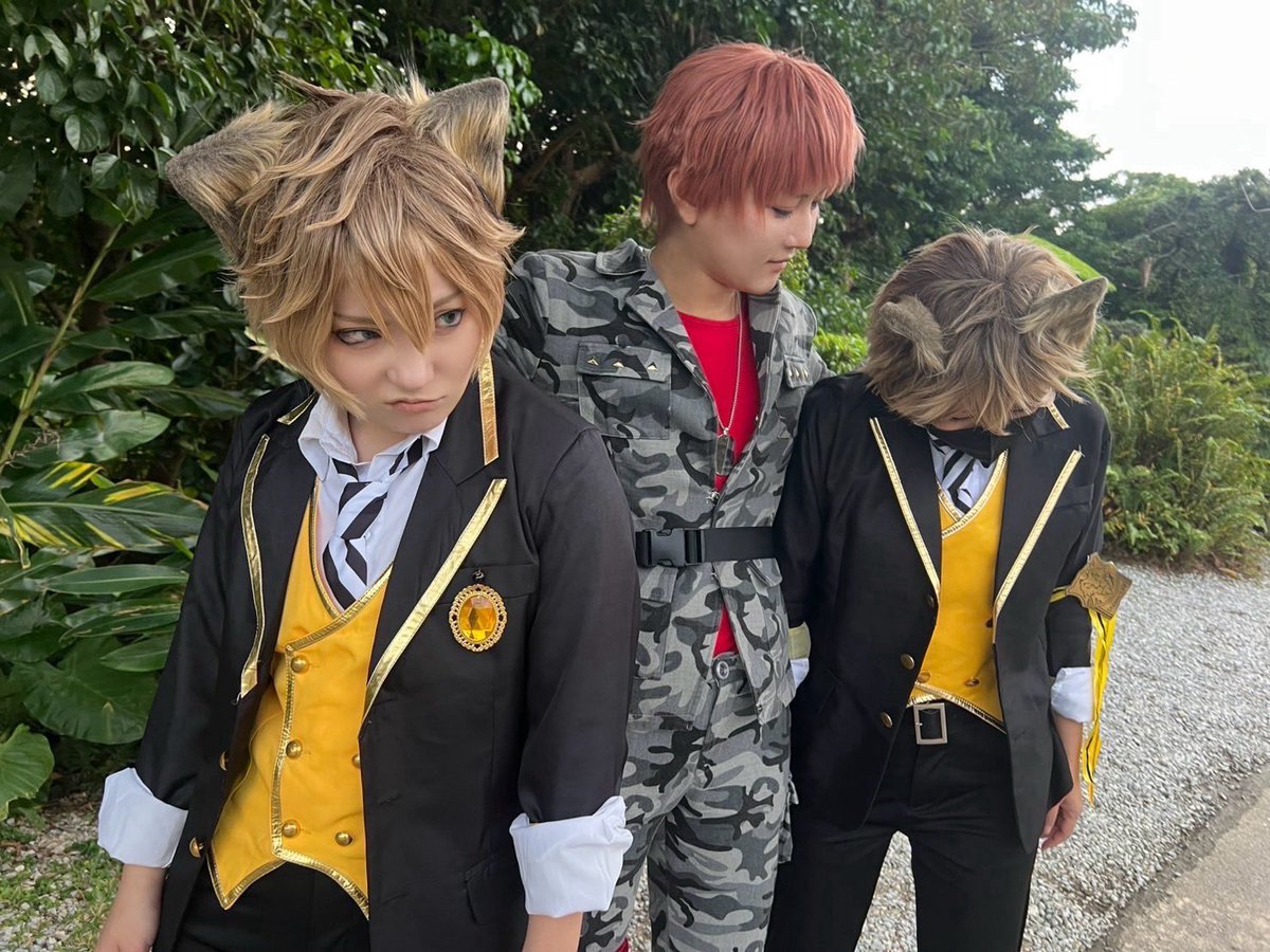coco080257's tweet photo. 2日間の差分(*´艸`)
理鶯に捕獲されてるラギーズ🍩と帝統に掴まる乱数ズ🍭乱数ズは絶対喜んでるw

#iiCOS02
#コスの丘
コスプレ https://t.co/hM4wUx7Cis