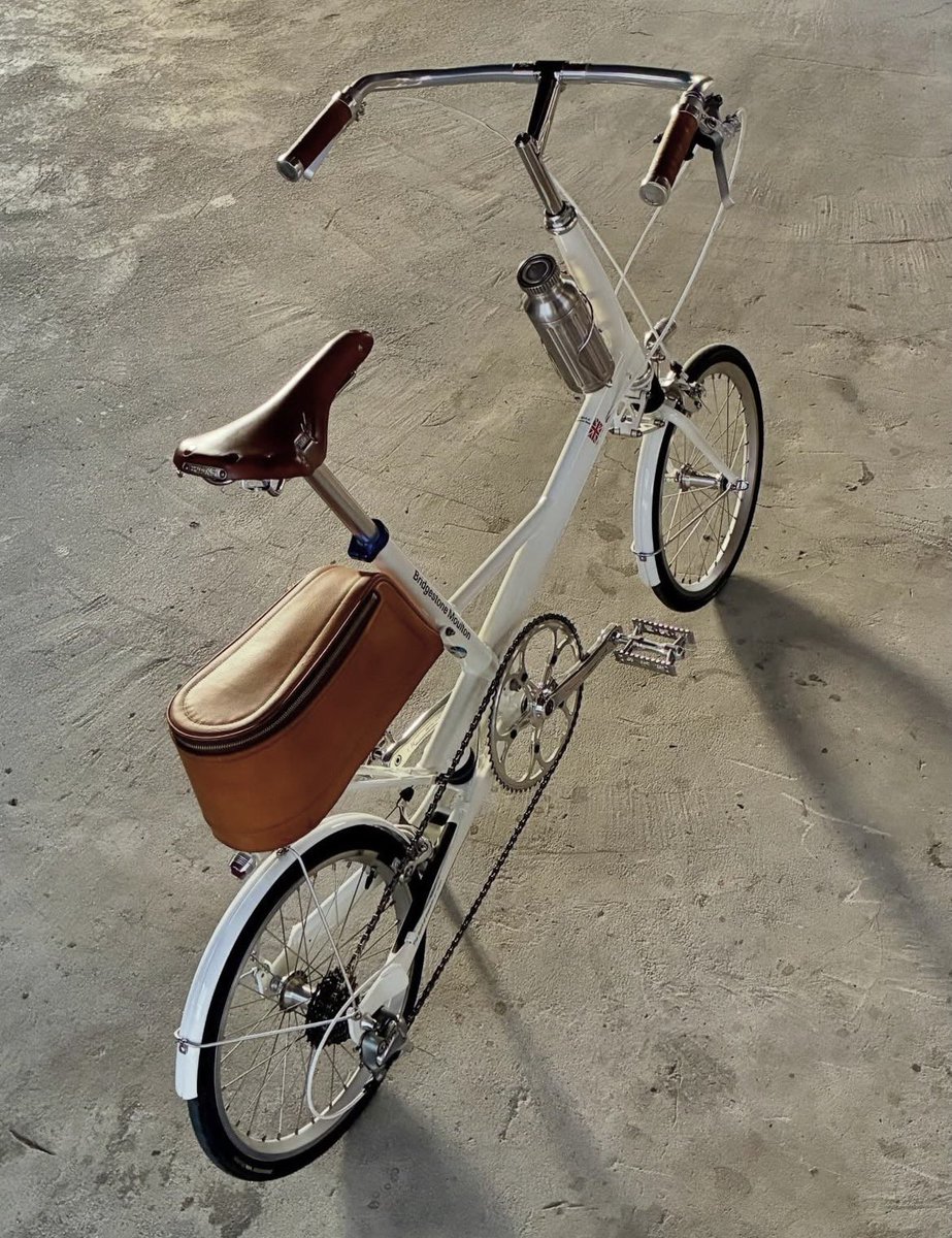 fkobo's tweet photo. 「付き合う時間が長くなるほど、魅力がじわじわと伝わってくる自転車です。」

#nittoloscobar
#ブリヂストンモールトン
#bridgestonemoulton https://t.co/qbUimqwVZ9