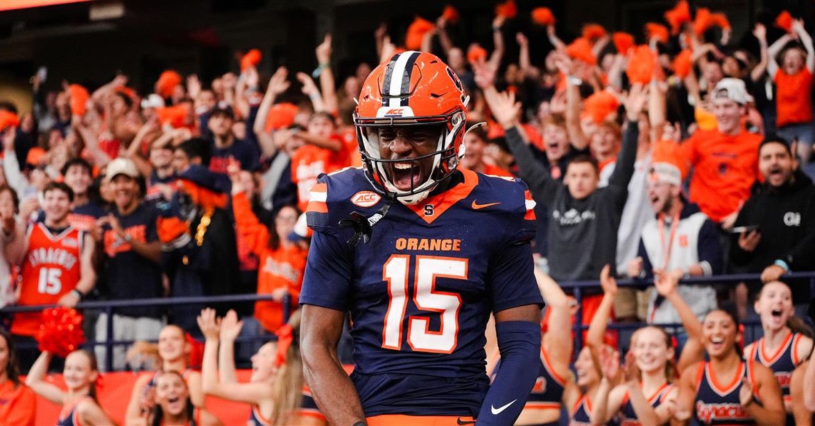 chris_hummer's tweet photo. Syracuse wide receiver Darrell Gill Jr. is entering the transfer portal, his agency @KMMSports tells @247Sports. 

The 6-foot-3, 190-pound WR has posted 70 catches, 1,076 yards and 7 TDs the last 2 years, including 506 yards and 5 TDs this season.

https://t.co/pKMg2fOyEy https://t.co/ja5IlUoxlS