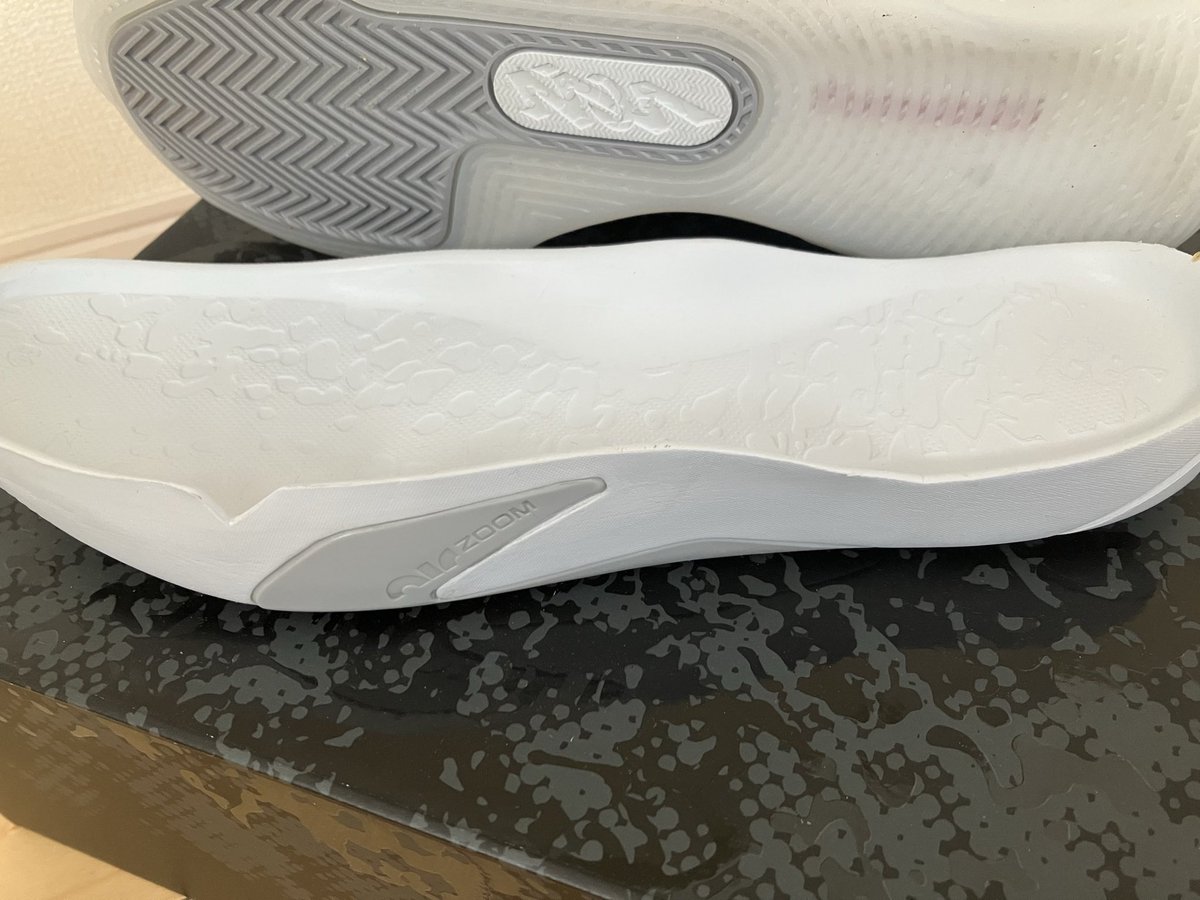 snakebite tweet media