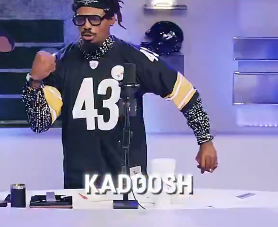 lucasaofficial_'s tweet image. Even if he caught the ball it wouldn’t have counted because guess who lined up offsides?