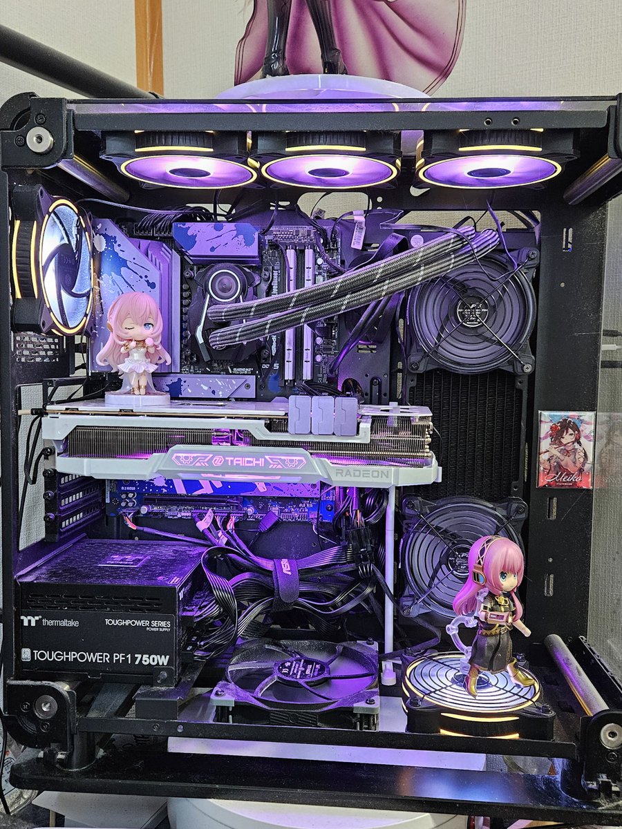 自宅PCは自作デスクトップ。 13世代のi9にRTX3060→ RADEON7900XTXに