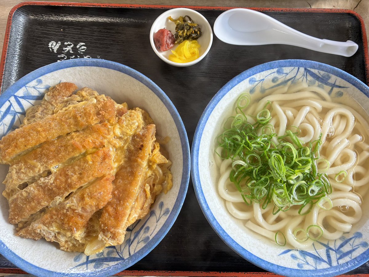 カツカレー、カツ丼、かけうどん