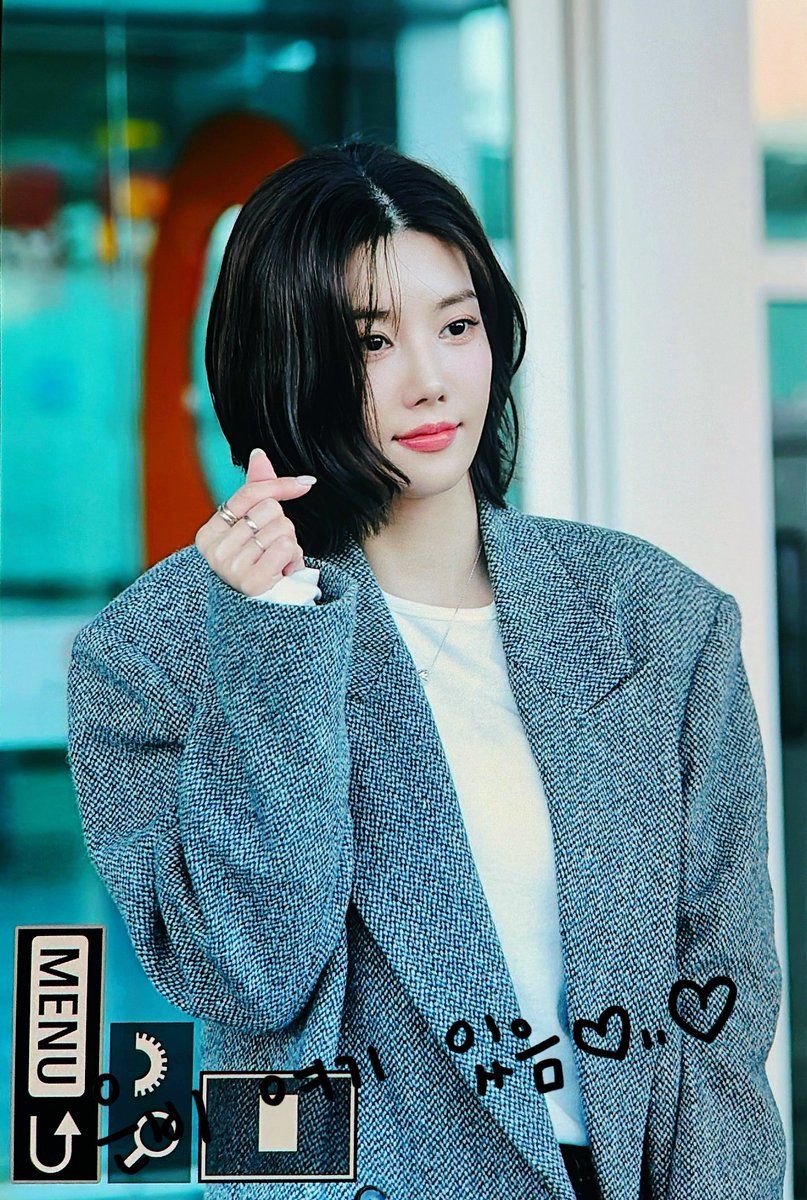 À La Folie tweet media