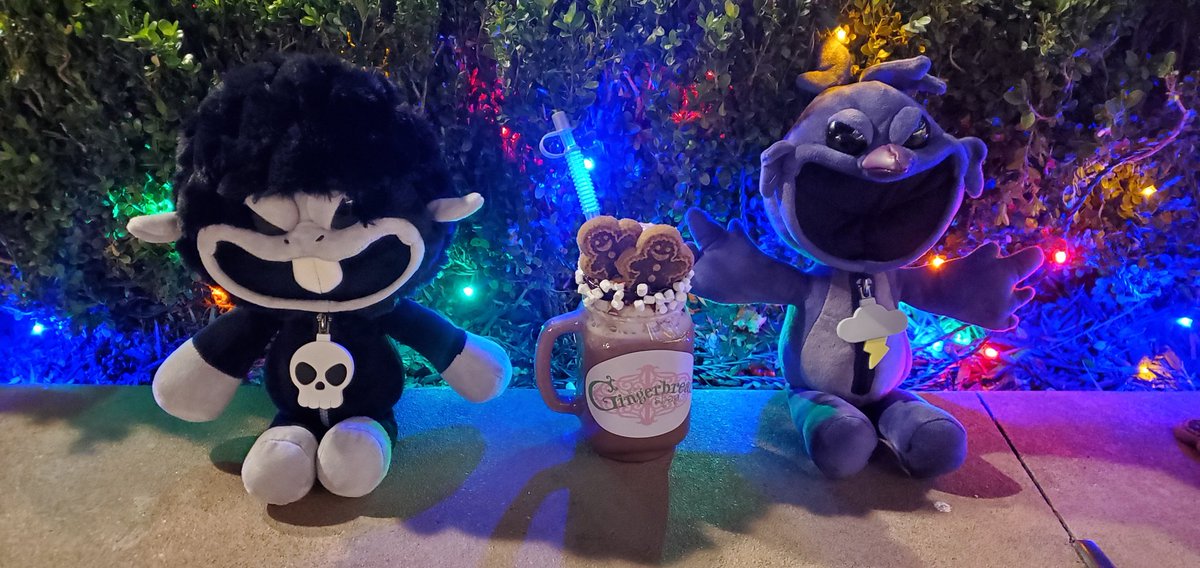 rcmiller1997's tweet photo. #BabaChops &amp; #Poe's night out at the #festivaloflights
#riverside #festivaloflights2025
#missioninn https://t.co/xHhwkHykgP