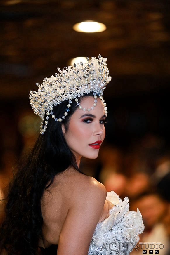 Adriana Maurera: de Miss Simpatía en Venezuela a creadora del "Paseo de la Pasarela" en Nueva York circuito-noticias.com/adriana-maurer…