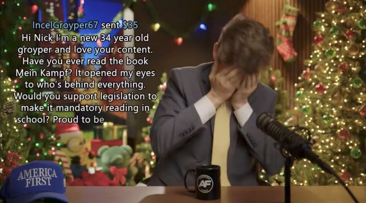 envisionedluna's tweet image. Heartbreaking: leader of the chud army realizes his gentry is full of chuds