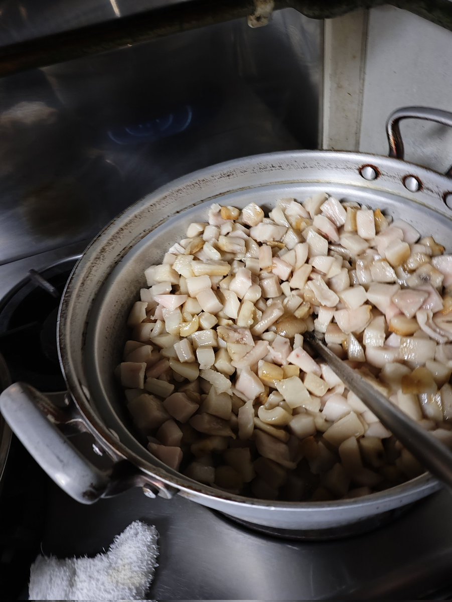 12/30㈫本日のとんこつスープは『3』 冬季限定ちゃんぽん提供中🍜 年末