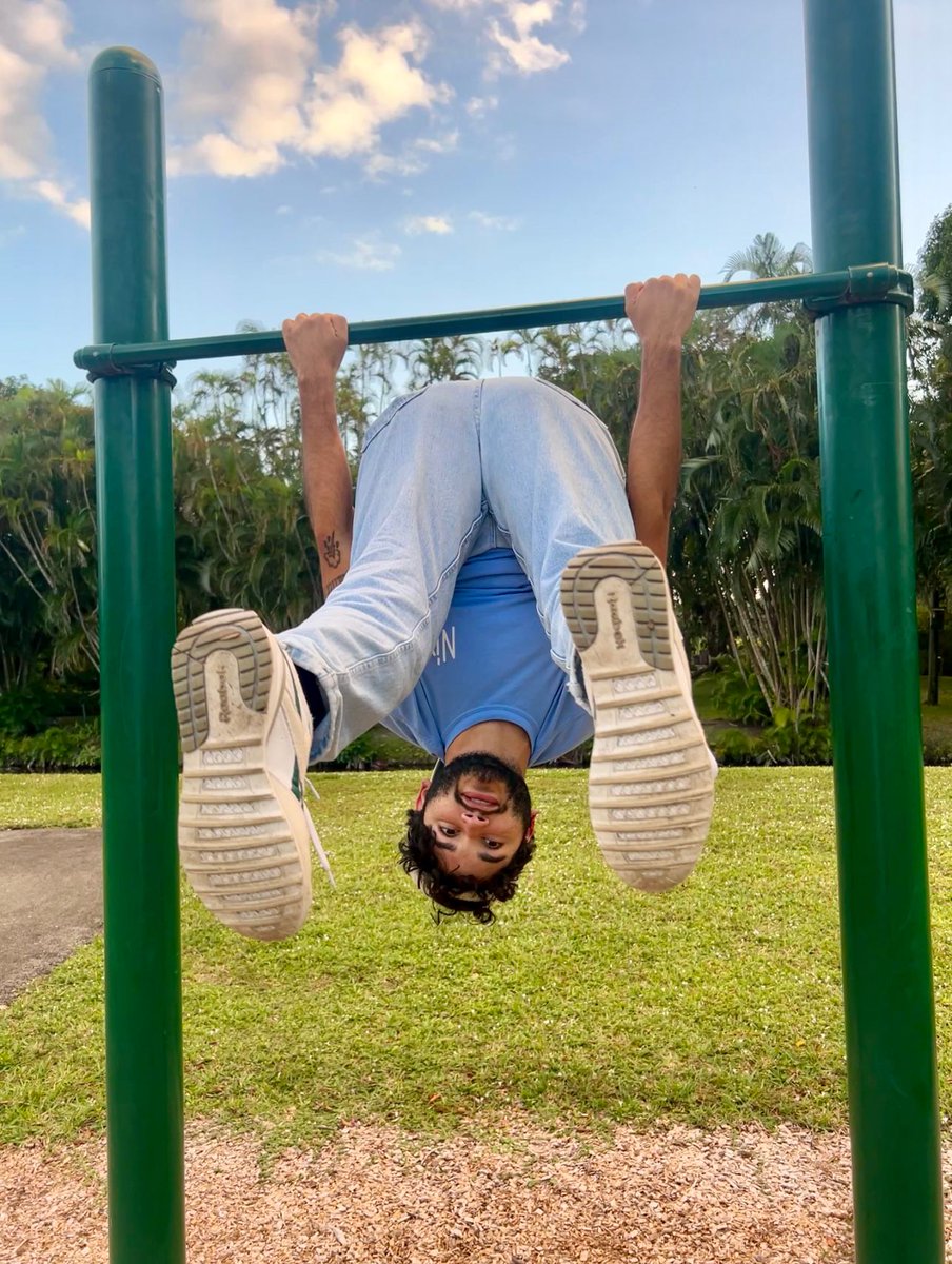 FTMdevon's tweet photo. @sironyeka Hey! I'm a trans guy, I post about my weightloss transformation, nutrition and nature : ) https://t.co/GTETaVGyOM