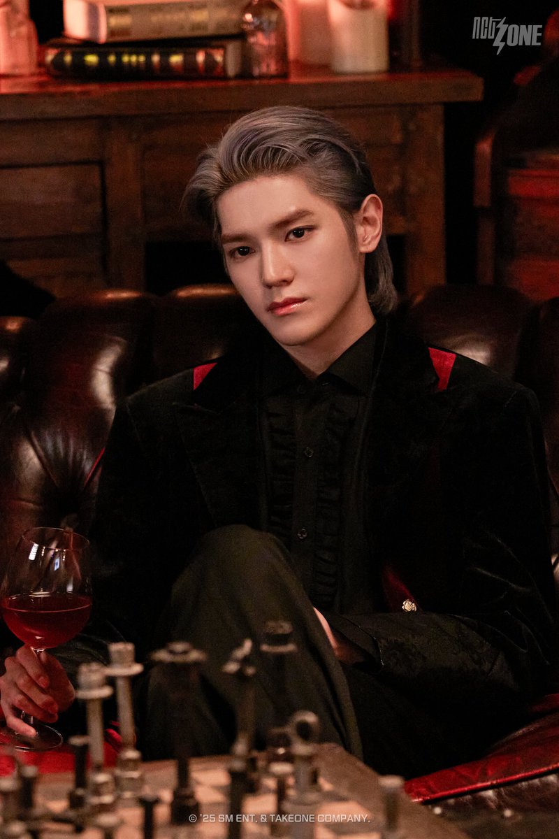 NCTZONEofficial's tweet image. [📸] NCT ZONE WEEK : B2H!ND ZONE 

𝐒𝐄𝐂𝐑𝐄𝐓 𝐂𝐀𝐒𝐓𝐋𝐄, #TAEYONG 💚

🎮Free download
App Store: bit.ly/46CJaMT
Google Play: bit.ly/3QZ7fYG

#NCTZONE #엔시티존
#NCT_GAME_PROJECT
#NCT #NCT127 #NCTDREAM #WayV #NCTWISH