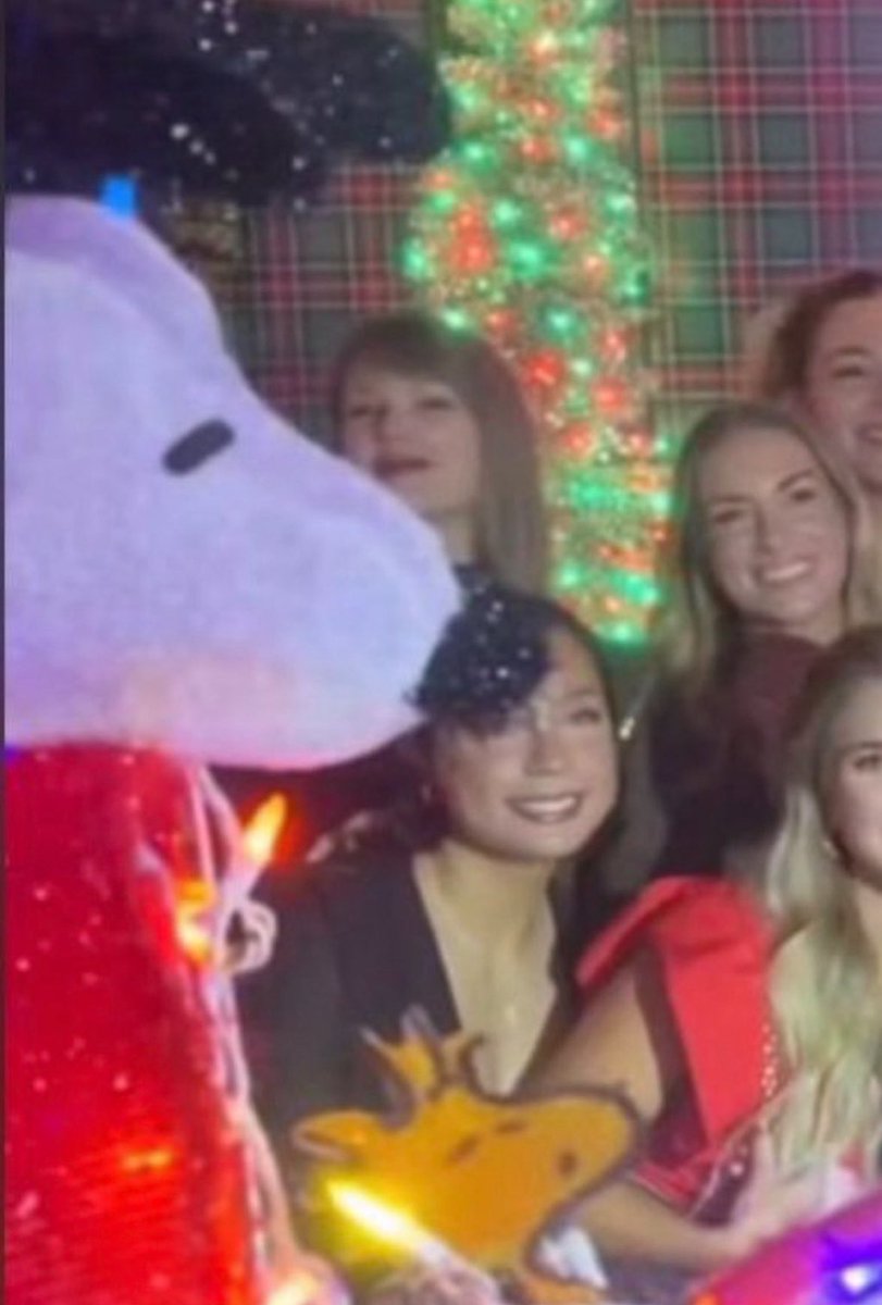 taysnoopys's tweet image. TAYSNOOPY 🥹❤️!