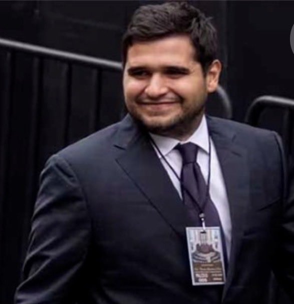 MariettoPonce's tweet image. Este puto gordo fue el supervisor honorario del Tren interoceanico, mandado por su padre, López Obrador.