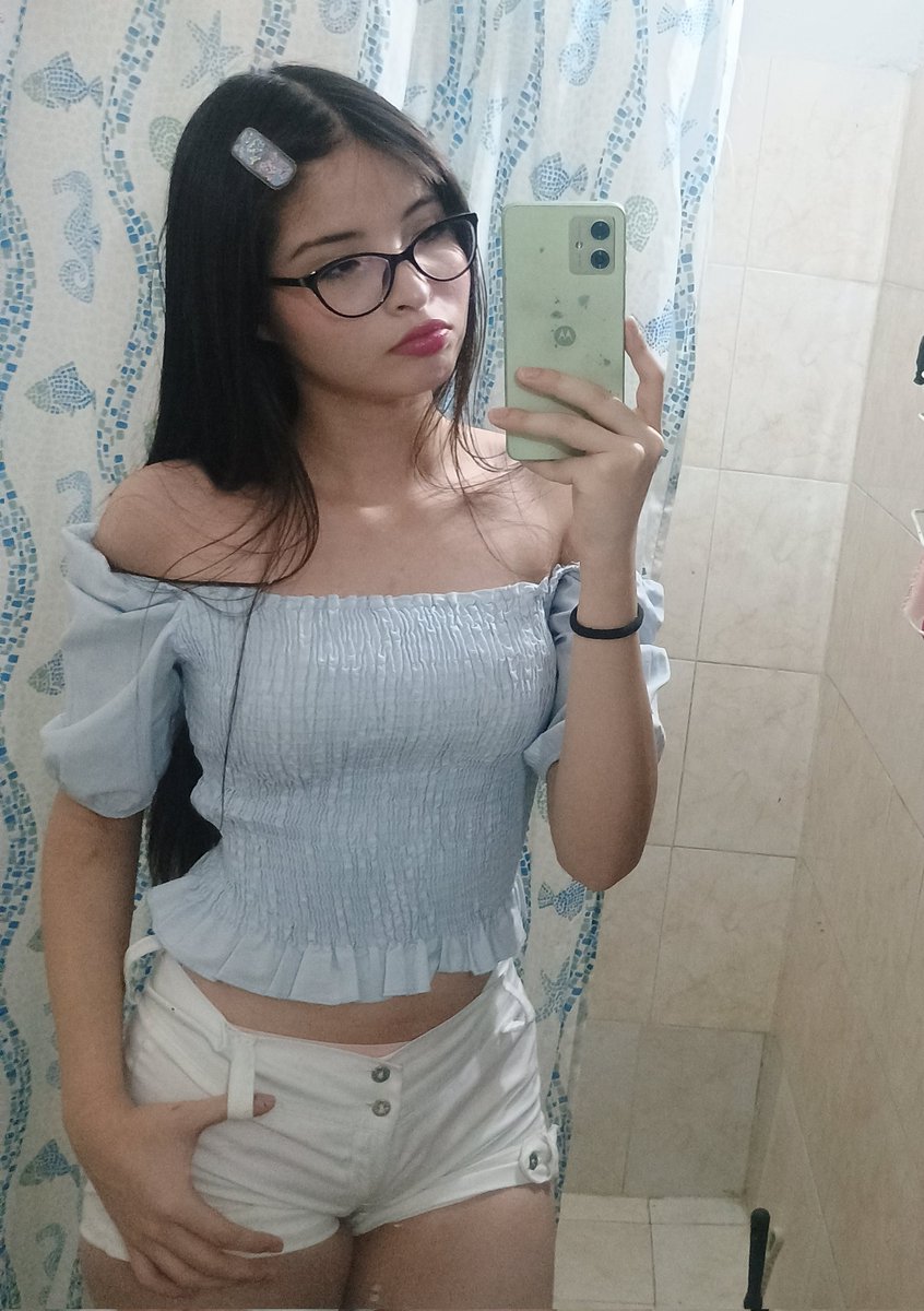 Drareebakhan12's tweet image. Dime algo malo