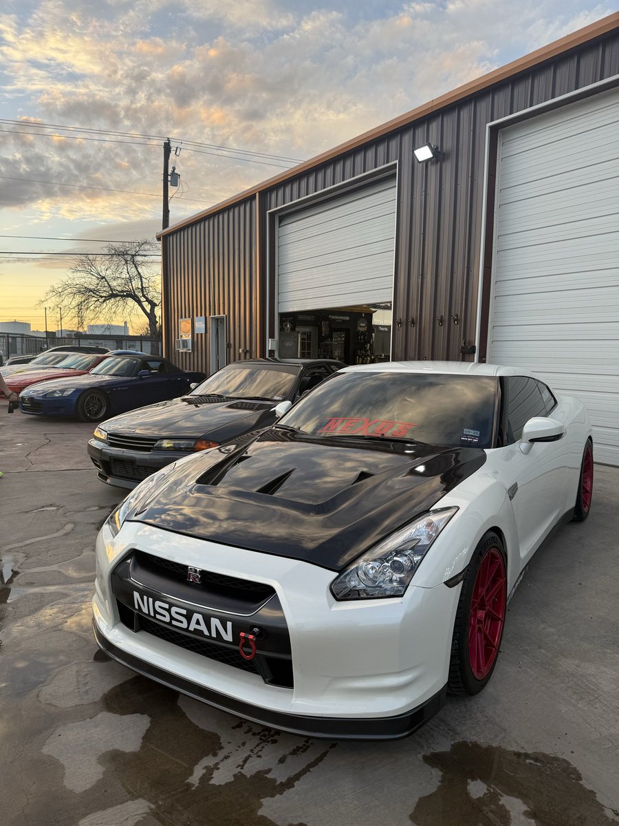 calamity tweet media