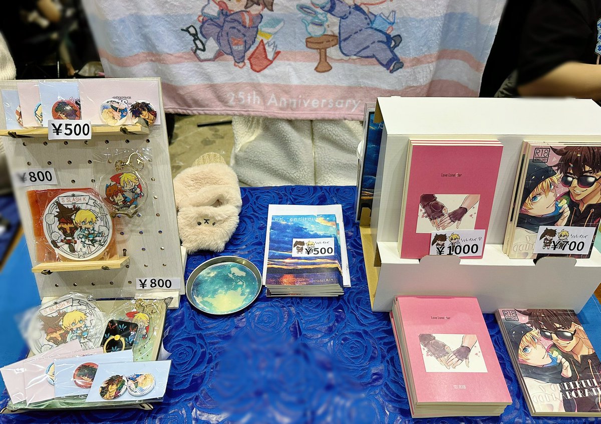 めちゃくちゃ告知遅くなりましたがスペース設置完了しております！今日も来場者たくさんのようなので、ゆっくりお越しくださいませ😉