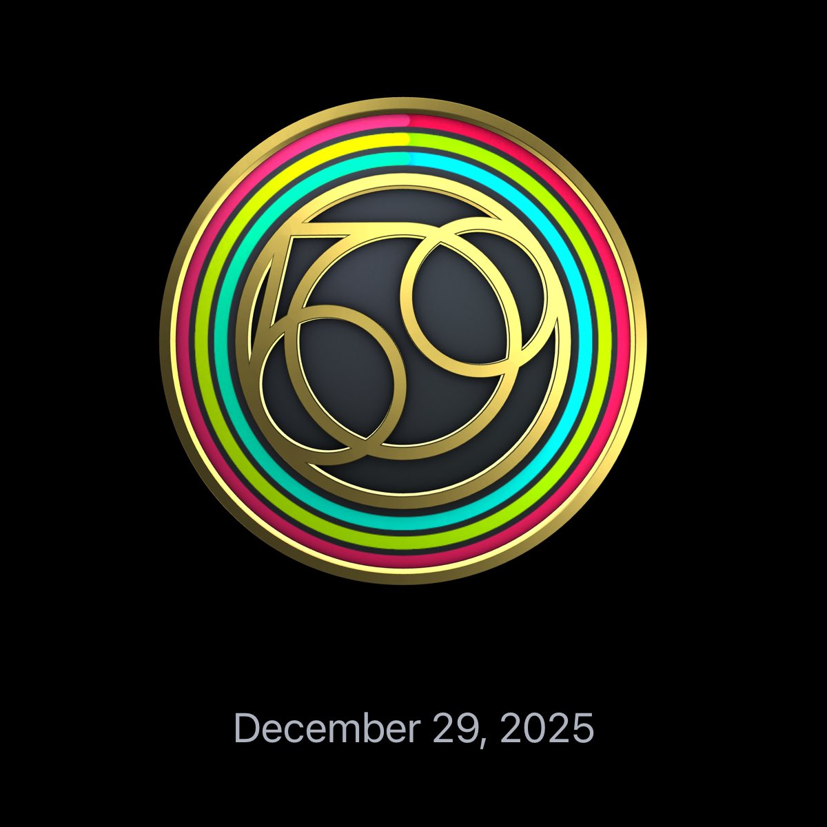 Trbmaker's tweet image. I just closed all my rings for the 500th time! ⁦@slavikus⁩ :)