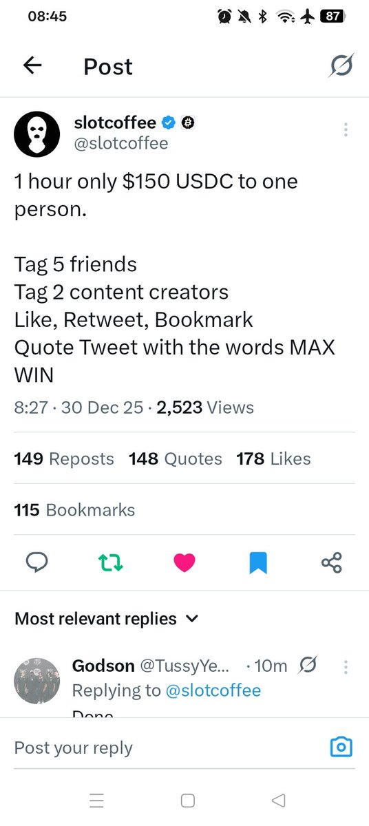 Erfunima's tweet image. 5 friends: @KrdgMslm @Landox_23 @PETERCASH154413 @tobiadeboyeh @Fidgetybeast 

Content creator: @iamvanye @faaradam