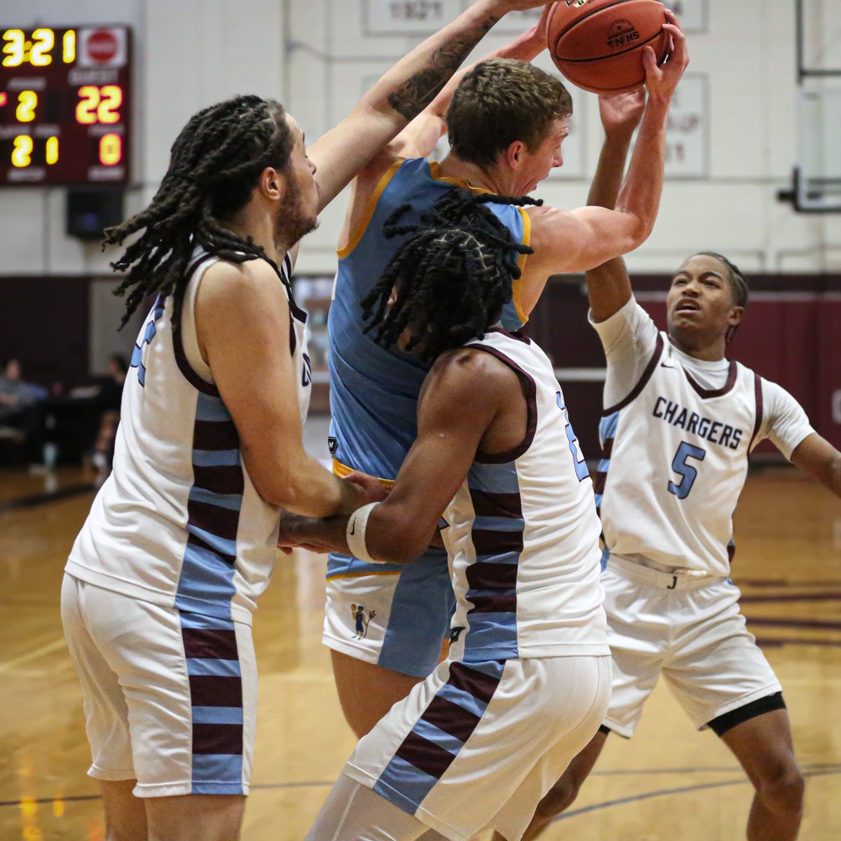 Championship of the <a href="/PlayTheAIT/">Ashland Invitational Tournament</a> at Anderson Gymnasium. <a href="/JtownHS/">Jeffersontown High</a> and <a href="/HCHS_Athletics/">Henry Clay</a> (2/3)