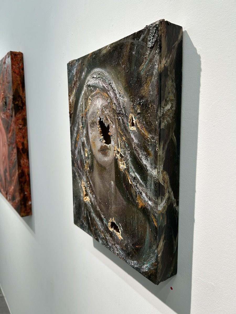 egg_hana's tweet photo. 欲望の表面 - Surface of Desire@MEDEL GALLERY  SHU OMOTESANDO
上野英里、内田麗奈、沖田愛有美、後藤夢乃、須釜衣緒里。
5人の女性アーティストの「欲望」を龍羽均さんがキュレーション。それぞれ、技法も素材もコンセプトも異なり、見応えある作品ばかりの空間だった。 https://t.co/9uDGQ8AJOp