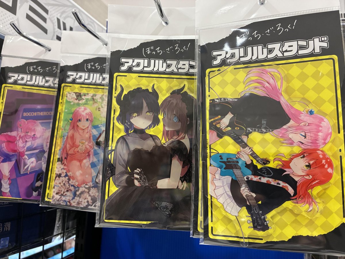 ぼっち・ざ・ろっく！　原作絵アクリルスタンド4種 🎸新商品紹介🎸 『ぼっち・ざ・ろっく! アクリルスタンド』4種 原作絵