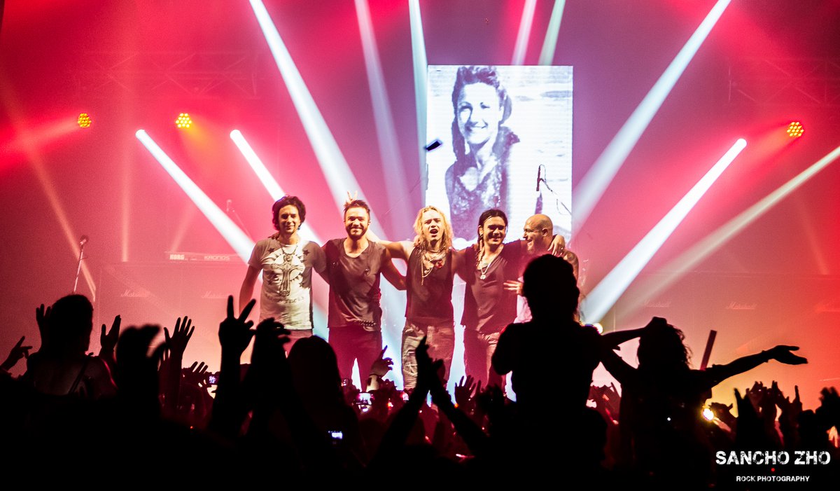 🔙 Se cumplen 10 años de la Fiesta Criminal del 2015, la despedida del año en el Teatro Vorterix.

Una fecha con una lista de temas afiladísima y un recital que quedó en la historia de Airbag.