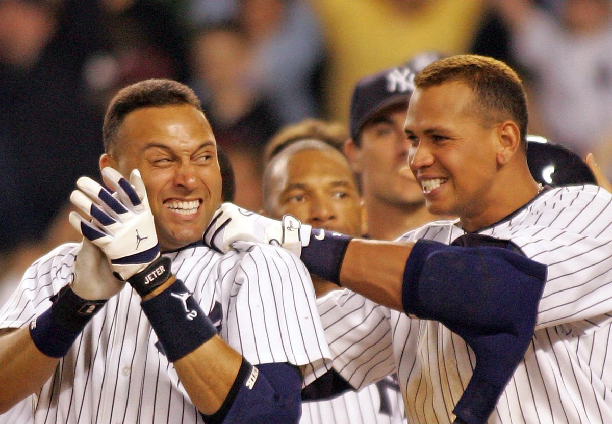 sports live tweeter yadira tweet media