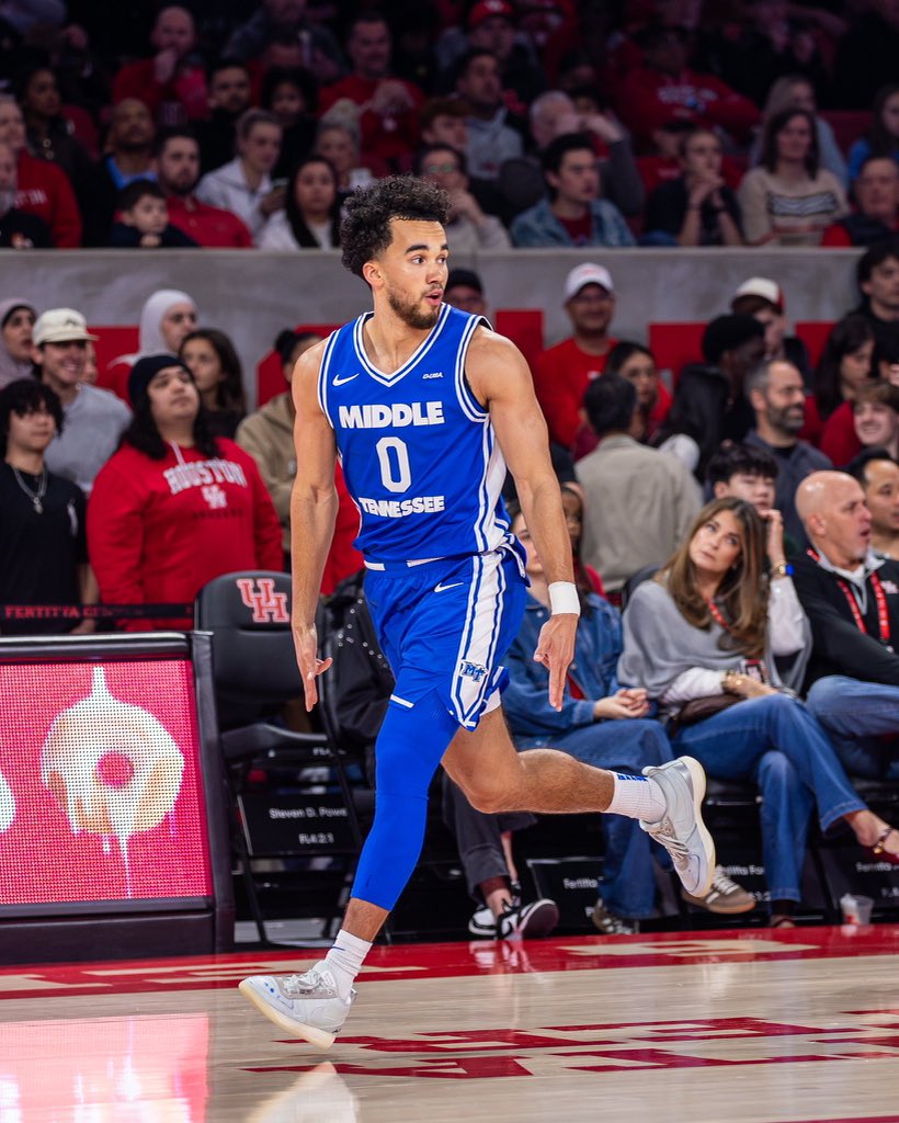 shaynep_media's tweet photo. MTSU 60 - Houston 69 / FINAL

Kamari Lands: 18 points
Torey Alston: 10 points/12 rebounds
Alec Oglesby: 12 points

Biggest difference was 30-3 points off turnovers advantage in favor of Houston

This MTSU team now has had strong outings against Michigan &amp; Houston 👀 https://t.co/xu7J8sp5I9