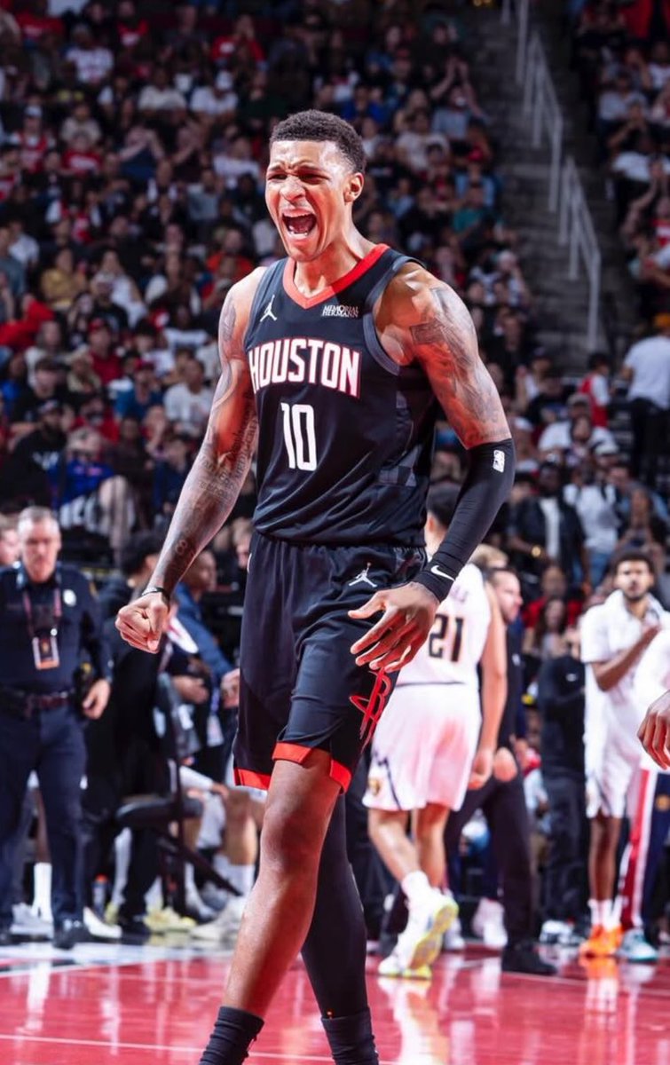 Jabari Smith Jr. tonight:

21 Points
10 Rebounds 
3 Blocks
2 Assists 
8/16 FGM
34 Minutes