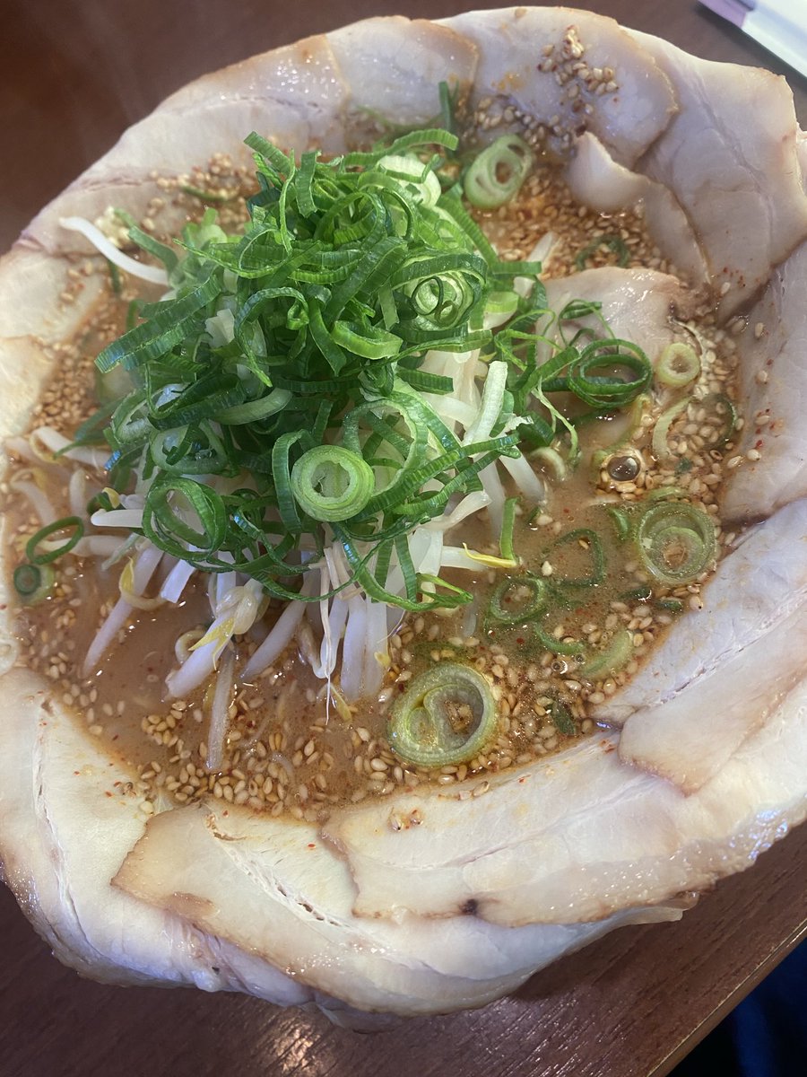 今年きっと最後のラーメン🍜