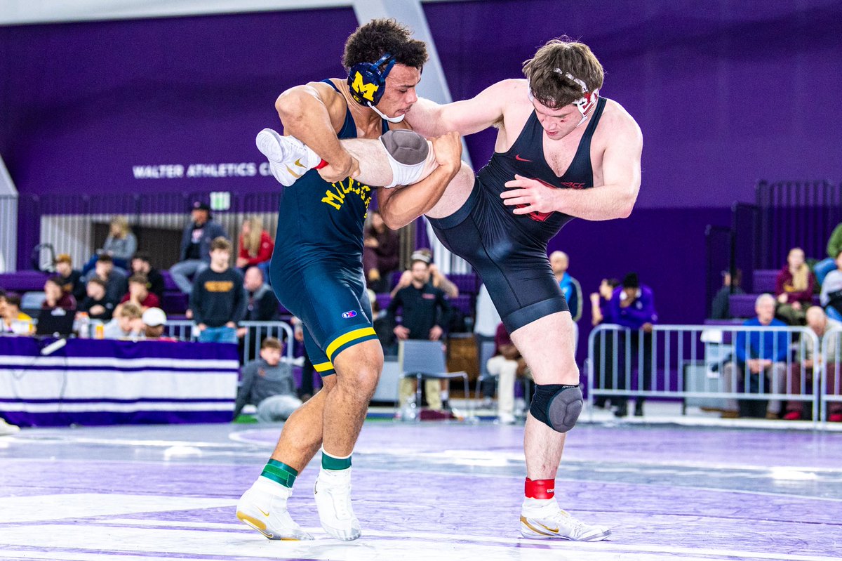 Michigan Wrestling tweet media